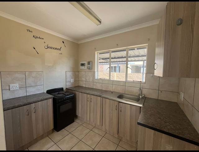 3 BEDROOM HOUSE FOR SALE IN WATERKLOOF